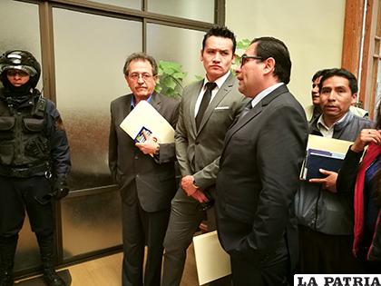 Edgar Bazán a la espera de retornar a su cargo como alcalde municipal /LA PATRIA