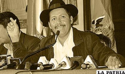 El gobernador de Chuquisaca, Esteban Urquizu/ Foto de archivo ANP