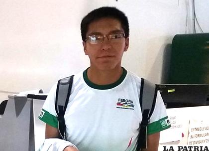 Nicolás Huanca, destacado nadador orureño/ cortesía Nicolás Huanca 