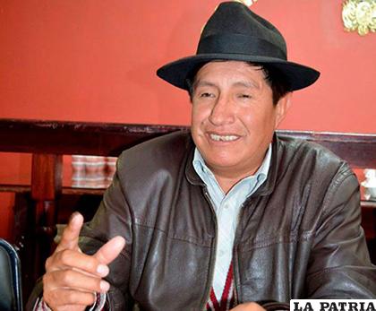 Quispe anunció que impugnará a Morales usando su militancia 