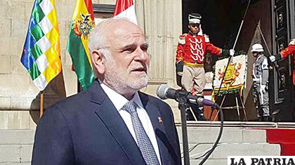 Embajador del Perú en Bolivia, Félix Denegri /Noticias Tarija Bolivia