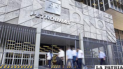 Instalaciones de Petrobras en Brasil / Los Tiempos