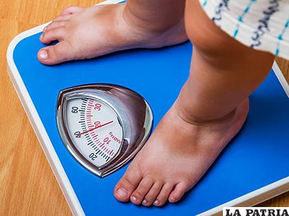 Sobrepeso y obesidad en niños pueden desencadenar enfermedades crónicas /http://oment.uanl.mx