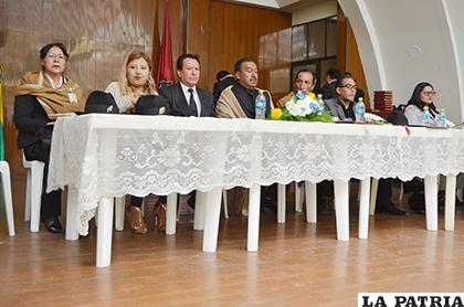 Sesión de Honor de la Morenada Central Oruro fundada por la Comunidad Cocani / LA PATRIA/JOHAN ROMERO 