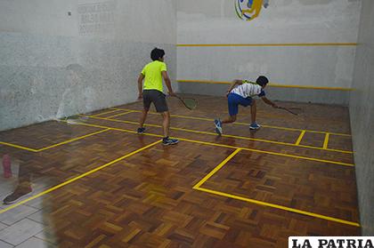 El squash viene creciendo en Oruro /LA PATRIA /Archivo