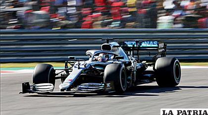 Lewis Hamilton en plena competencia en el GP de Estados Unidos /as.com