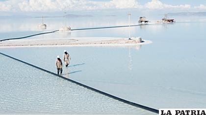 Industrialización y explotación de litio en el Salar de Uyuni /ANF
