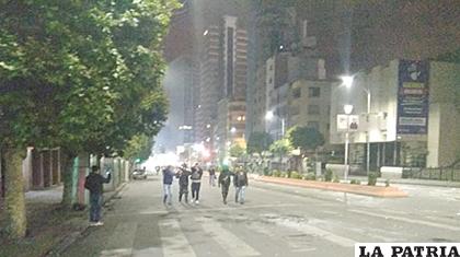 La situación que se vivió la noche del martes, después de la gasificación en La Paz /ANF