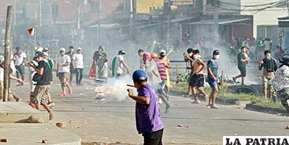 En Cochabamba se registraron violentos enfrentamientos en la lucha por la democracia /EFE
