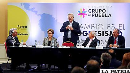 El Grupo de Puebla, condenó los hechos violentos en Bolivia que derivaron en la renuncia de Morales 
/cronicaviva.com.pe
