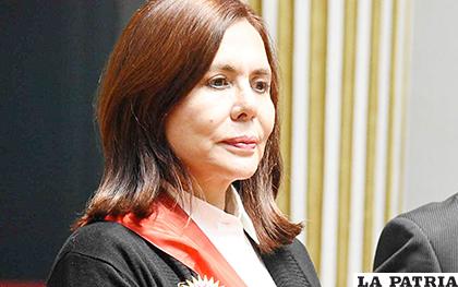 La ministra de Relaciones Exteriores oficializó el salvoconducto/ CANCILLERÍA DE BOLIVIA