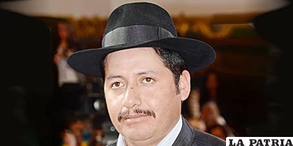 Gobernador de Chuquisaca, Esteban Urquizu /RADIO FIDES
