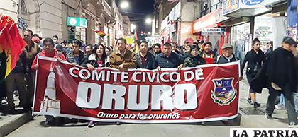 Cada bando emanó una convocatoria distinta para la Asamblea de la Orureñidad /LA PATRIA /ARCHIVO   