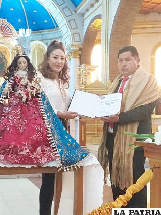 Municipio de Oruro entregó reconocimiento a 