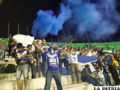 El cuadro “santo” es el equipo con más hinchada en el país, y no pude solucionar sus problemas económicos