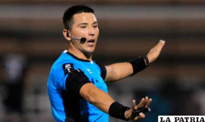 El árbitro peruano Kevin Ortega dirigirá el cotejo entre Bolívar y Audax Italiano /hora724.com