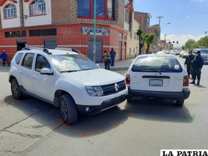 Dos de los vehículos protagonistas de la colisión /LA PATRIA