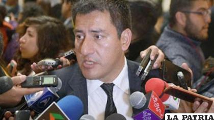 Javier Zavaleta, exministro de Defensa /archivo
