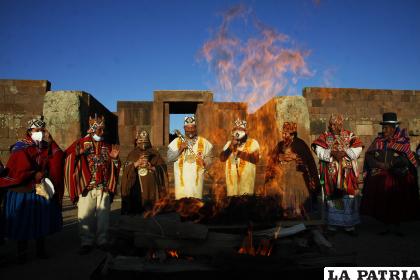 Durante la ceremonia realizada en Tiwanaku /APG
