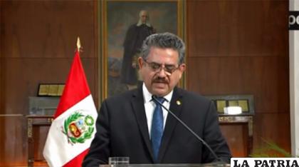 Manuel Merino de Lama renunció a la Presidencia de Perú /ABI