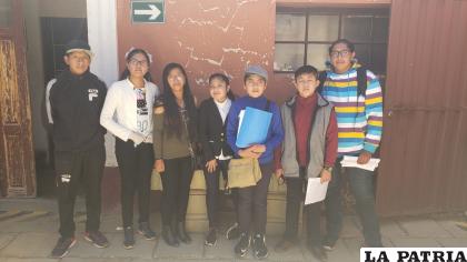 Niños y jóvenes que representan a distintas entidades organizadoras /LA PATRIA