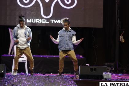 Muriel Twins