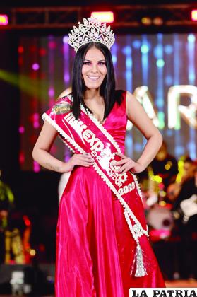 Adriana Arenas Salgueiro - Miss Expoteco Emprendedor 2020