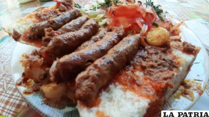 El sabor orureño está con los chorizos de La Ranchería