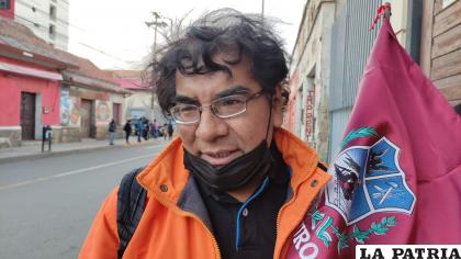 CARLOS QUIÑONEZ