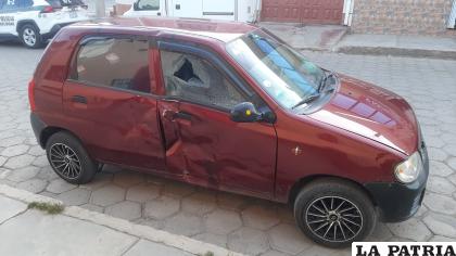 El automóvil, tras el impacto /LA PATRIA