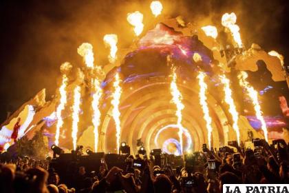 
Travis Scott actúa en el primer día del Astroworld Music Festival en el NRG Park /Foto de Amy Harris/Invision /AP