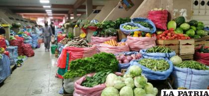 Comerciantes del mercado Bolívar celebran hoy un aniversario más /LA PATRIA