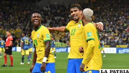 Le costó, pero al final Brasil venció con gol de Lucas Paquetá /elcomercio.pe