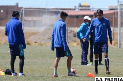 Los “santos” reanudaron sus entrenamientos con miras a los partidos que aún les resta por disputar /LA PATRIA