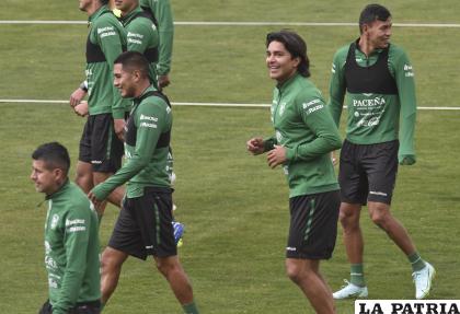 Jugadores de la Selección con buen ánimo