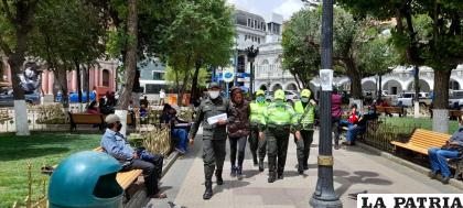 La súbdita venezolana mordió en la mano a una sargento mayor /LA PATRIA