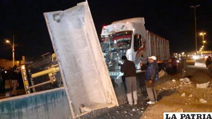 Tránsito investiga las causas del siniestro vial /LA PATRIA