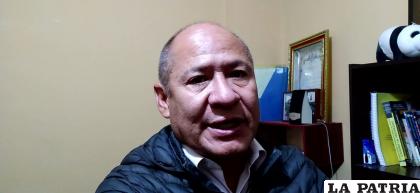 Para Ernesto Aranibar existen algunos aspectos anómalos en el orden del día /LA PATRIA