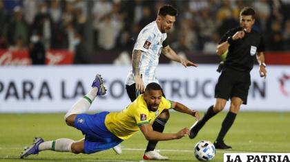 A pesar de la buena labor de Messi, Argentina empató con Brasil /sport.es