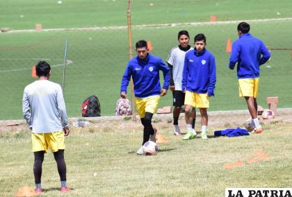 El plantel continúa con las prácticas de cara al partido del lunes /LA PATRIA
