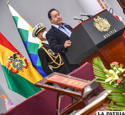 Arce hizo el anuncio en posesión del nuevo Ministro de Educación /RR.SS. @LuchoXBolivia