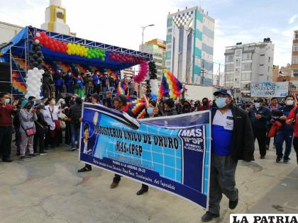 La marcha fue en apoyo al Gobierno /LA PATRIA
