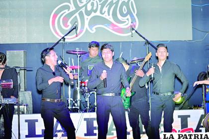 La cumbia se apoderó del escenario junto a Mr. Swing