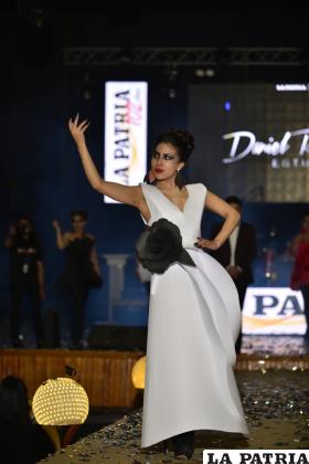 DANIELA DEL ROSARIO VENTURA MENDIZABAL