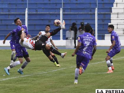 El “millonario” lo intentó por todos los medios, al final salió derrotado /APG