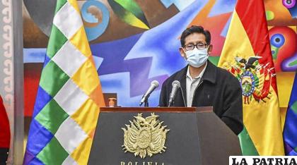 Ministro de Educación, Edgar Pary /Los Tiempos