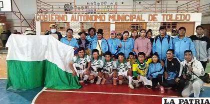 La delegación de Caracollo que participó en los juegos intermunicipales /RRSS