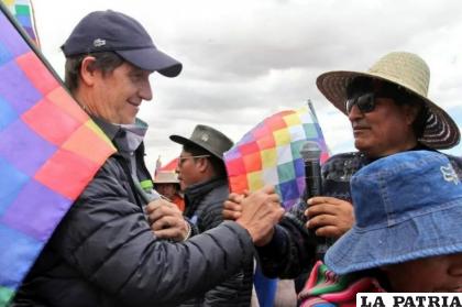 Basteiro junto a Morales en la “marcha por la Patria” /Innovapress