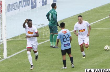 FC Universitario de Vinto venció tanto en la ida (3-0) como en la vuelta (4-1) /APG