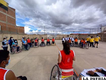 Interesante jornada inaugural del básquetbol sobre silla de ruedas /LA PATRIA